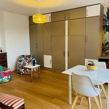 Apartman Proche Centre - Avec Balcon