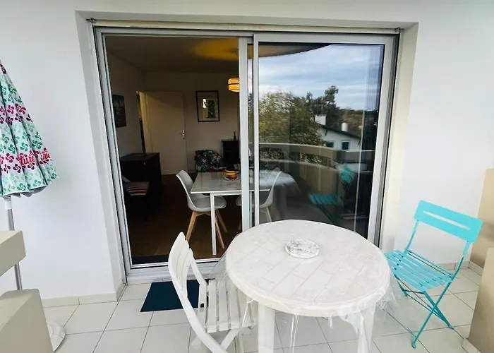 Apartman Proche Centre - Avec Balcon *