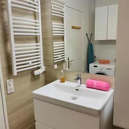 Proche Centre - Avec Balcon 公寓 *