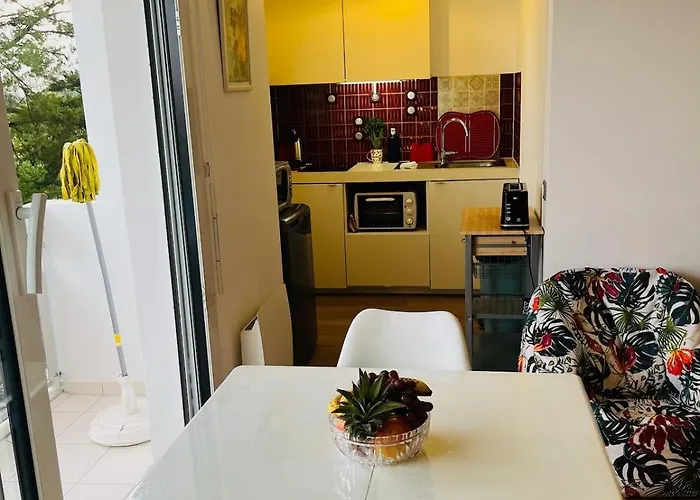 Proche Centre - Avec Balcon Apartamento *