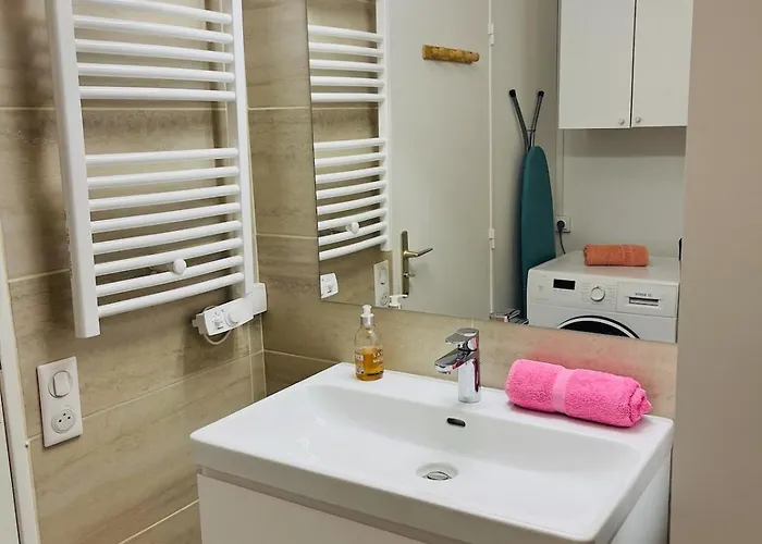 Proche Centre - Avec Balcon Apartamento *